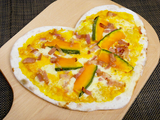 那須高原のレストランで人気のPIZZA!♪【特徴はその形と地場産食材】