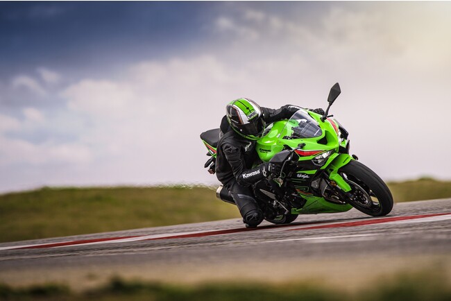 カワサキから「Ninja ZX-6R」シリーズ新発売!