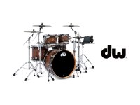 世界初、アコースティック・ドラム／電子ドラムどちらでも楽しめる「DW」ブランドのコンバーチブル・ドラムを発売