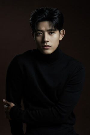 韓国のライジングスター俳優ロモン日本公式サイトが本日オープン&来日ファンミ―ティング開催決定!