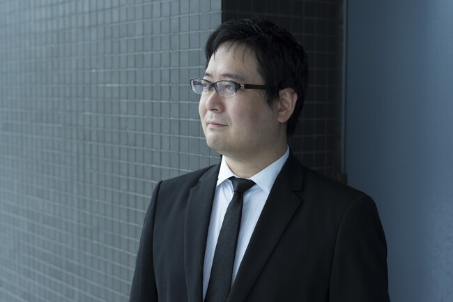 米澤穂信さん初の警察ミステリー『可燃物』が、今年度ランキングで圧巻の「三冠」を達成!