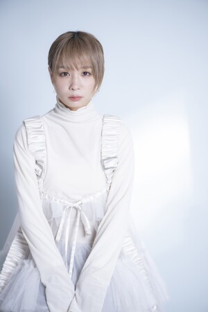 元BiSHモモコグミカンパニーの新著『解散ノート』が来年2月発売決定!