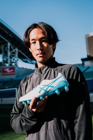 サッカーの武田英寿選手とアドバイザリースタッフ契約を締結