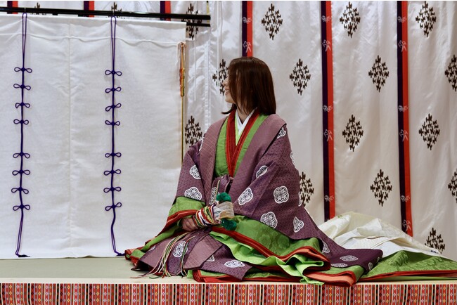 十二単・日本の美しい伝統文化を宿泊体験へ