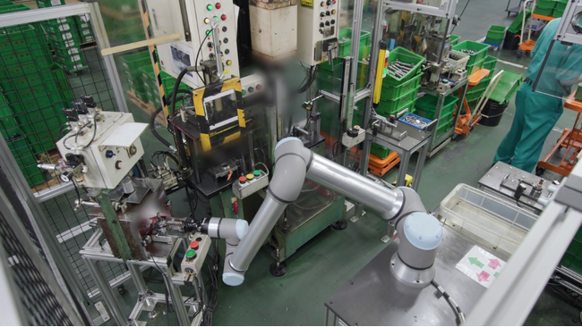 協働ロボットの導入により、三恵工業(株)が組立ラインの省人化に成功
