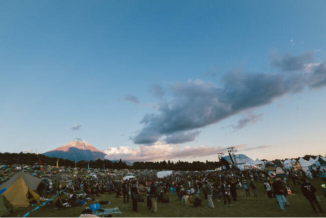Camp in 朝霧JAM 2023のライブ映像をDAXにて公開!