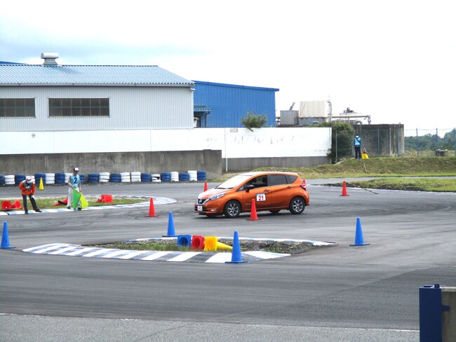 【JAF大阪】マイカーで参戦、オートテスト参加者募集