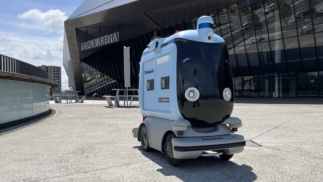 自動搬送ロボット「ハコボ」を用いて佐賀県のロボット走行事業をサポート