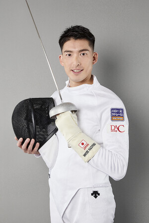 フェンシング エペ日本代表 見延和靖選手と3回目のスポンサー契約を締結