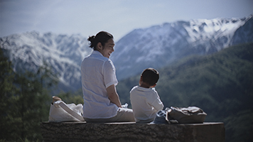 「サントリー天然水」新CM公開!合わせて期間限定で体験イベントを実施