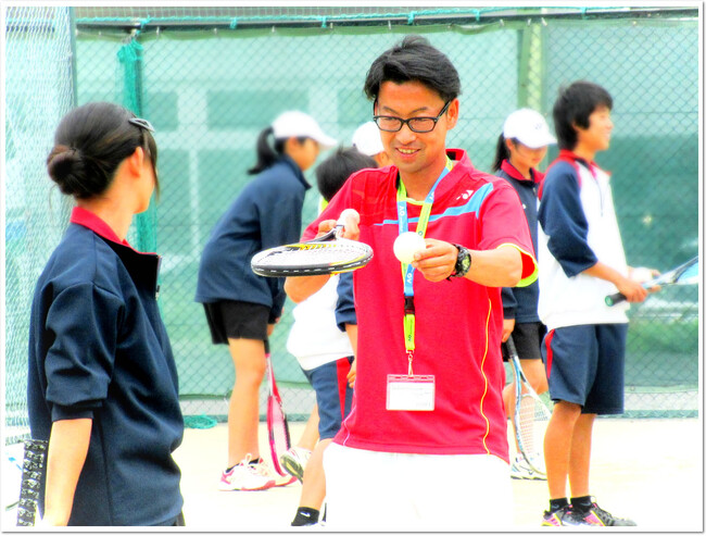 夏休みは飛躍のチャンス! ソフトテニス短期レッスン 申込受付中!