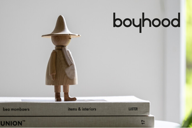 【MOOMIN×木製オブジェブランドBOYHOOD】8/9よりスナフキンを販売開始