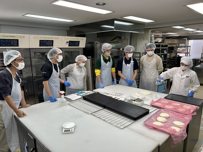 第66次南極地域観測隊にフジパンの冷凍パンを寄贈~冷凍パンの発展は南極からはじまった~