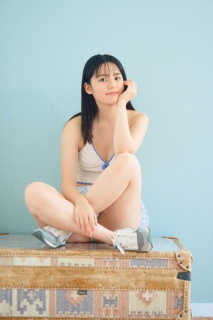 愛媛県出身のフレッシュな18歳・松島かのんがヤングアニマルWebに登場!