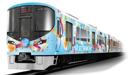万博アクセスルートでのお出迎え323系車内空間演出「JR WEST Parade Train」