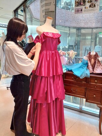 【ANAクラウンプラザホテルグランコート名古屋】ビッグベアとルナが誘うエモーショナルクリスマス