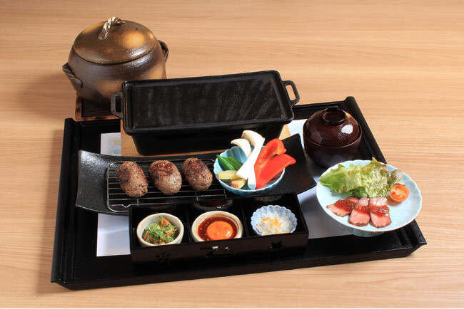 黒毛和牛100%の俵ハンバーグ御膳が新登場!