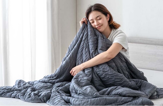 「もはや、エアコン!?」ただの接触冷感とは違う!テレビでも紹介された人気の肌掛布団に新色登場!