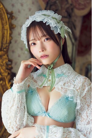 舞台にグラビアに人気上昇中の姫・新谷姫加がヤングアニマルWebに登場!!