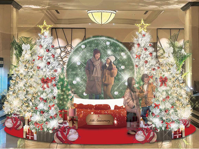 スノードームの中に入って写真が撮れるクリスマスツリー【名古屋マリオット】