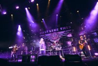 【MUSIC ON! TV(エムオン!)】SPYAIR単独野外ライブ「JUST LIKE THIS 2025」SPYAIRが手掛けた歴代アニメソング満載のDAY2「History of ANIME」を独占放送!エムオン!で11/30(日)夜11時~オンエア!サイン入りTシャツプレゼントキャンペーン実施中!