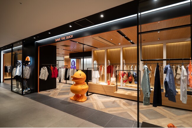 SAVE THE DUCK クオーツ心斎橋店が4/25(土)にグランドオープン
