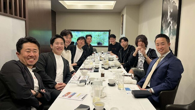 戦略的「名古屋証券取引所」上場の裏側とは?高成長企業ウリドキ木暮社長ランチ会レポート
