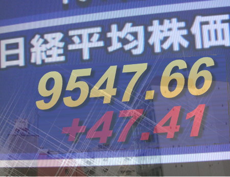 １８日前場の東京株式市場は、法人税の引き下げ機運を受けて東証３３業種別指数のうち３１業種が値上がりし全般堅調。