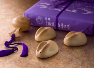 寿スピリッツ＜２２２２＞（ＪＱＳ）グループの寿製菓は、主力商品である「因幡の白うさぎ」を、装いも新たにリニューアル発売した。