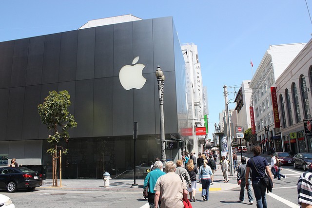米サンフランシスコ、ユニオン・スクエアのアップルストア（<a href="http://www.flickr.com/photos/apoltix/3604788990/" Target="_blank" >Apple Store San Francisco
by christianrasmussen</a>）