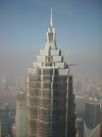 中国上海の浦東新区に位置する超高層ビルのジンマオタワー