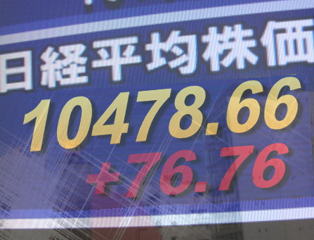 ２７日後場の東京株式市場は、値上り銘柄数が増えて全般堅調。１２月の四半期決算銘柄が総じて堅調で、円相場は安定推移のため、電機・精密、機械、自動車株などが堅調、大手商社や食品株などもしっかり。東証１部の値上がり銘柄数は１０５３銘柄（約６３％）だった。
