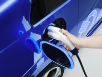 ホンダが上海モーターショーで出展している電気自動車（EV）のコンセプトモデル「フィットEVコンセプト」