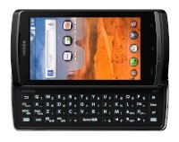 富士通東芝モバイルコミュニケーションズ製のスマートフォン「REGZA Phone IS11T」（KDDI提供）