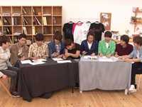 Ｔシャツのデザインに挑戦したK-POP男性9人組アイドルグループのZE:A（ゼア）