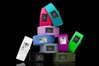 ポップでカラフルな腕時計「TOO LATE」から新作続々登場