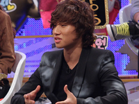 K-POP男性アイドルグループBIGBANG（ビックバング）のデソン（22）