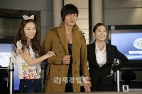 韓国SBSの新しい水、木ドラマ「シティーハンター」の撮影現場公開が31日午後、京畿（キョンギ）道坡州（パジュ）市坡州（パジュ）プリズム公団シティハンターセット場で行われた。