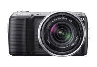ソニーのレンズ交換式デジタル一眼カメラ「NEX-C3」。重量が約225g、最薄部が25.9mmの軽量・薄型ボディが特徴。 ソニーのレンズ交換式デジタル一眼カメラ「NEX-C3」。重量が約225g、最薄部が25.9mmの軽量・薄型ボディが特徴。
