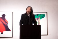ヨウジヤマモト30周年を祝うレセプション開催 - 写真展ではニックナイトなどによる作品も展示
