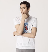 スタイリッシュ・ビジネスカジュアル「クリス・クリスティ」で、韓国俳優ウォンビンがモデルとして着用する「WON-Tシリーズ」が売り上げを伸ばしている。写真=ウォンティーシャツ スタイリッシュ・ビジネスカジュアル「クリス・クリスティ」で、韓国俳優ウォンビンがモデルとして着用する「WON-Tシリーズ」が売り上げを伸ばしている。写真=ウォンティーシャツ