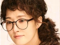 韓国SBSの新ドラマ「女人の香り」で、2年ぶりにドラマにカムバックする女優キム・ソナ。