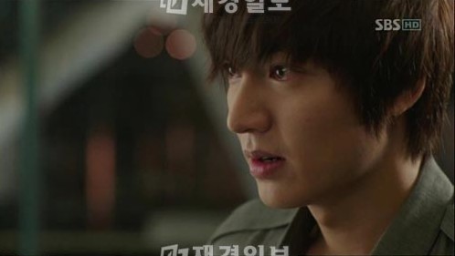 韓国で30日放映されたSBS水木ドラマ「シティハンター」第12話の視聴率がAGBニールセン首都圏基準で19.1％となり、水木ドラマ視聴率1位を記録した。
