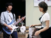 韓国MBCドラマ「君は僕に恋をした」（邦題：オレのことスキでしょ）第7話で母校100周年記念公演のエンディングに使う国楽とバンドによる合奏の編曲を依頼されたチョン・ヨンファ（イ・シン）だが国楽には完全無知なため、パク・シネ（イ・ギュウォン役）に協力してもらうことに。