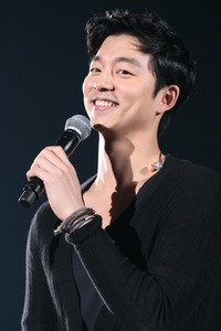 CJ Media Japanは、韓国ドラマ「コーヒープリンス1号店」や上映中の映画「あなたの初恋探します」に主演している韓国俳優コン・ユの日本武道館公演を、デビュー10周年である2011年12月12日に開催する。(C)CJ Media Japan