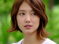 韓国MBC水木ドラマ「君は僕に恋をした」（邦題：オレのことスキでしょ）のチョン・ヨンファとパク・シネが、ツイッターを通して、共に呼吸を合わせている同僚であり、信頼のおける友達であることを明らかにし話題になっている。