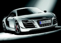 アウディ・ジャパンスが国内では5台限定で販売するスポーツカー「アウデ R8」の限定生産バージョン「アウディR8 GT」。 アウディ・ジャパンスが国内では5台限定で販売するスポーツカー「アウデ R8」の限定生産バージョン「アウディR8 GT」。