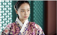 韓国KBSの水木ドラマ「姫の男」(脚本ジョ・ジョンジュ、キム・ウク演出キム・ジョンミン)で朝鮮絶世の美女キョンヘ姫役を熱演中のホン・スヒョンに視聴者が大きな関心を寄せている。 韓国KBSの水木ドラマ「姫の男」(脚本ジョ・ジョンジュ、キム・ウク演出キム・ジョンミン)で朝鮮絶世の美女キョンヘ姫役を熱演中のホン・スヒョンに視聴者が大きな関心を寄せている。