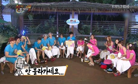 韓国KBS2のバラエティー番組「ハッピートゥギャザー3」で高い声が出なかったAFTERSCHOOLリッジに2PM「この時間は誰だって高音出ないよ」
