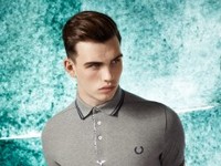 日本の伝統、折り紙がクラシックなフレッドペリーのシャツに姿を変えた！